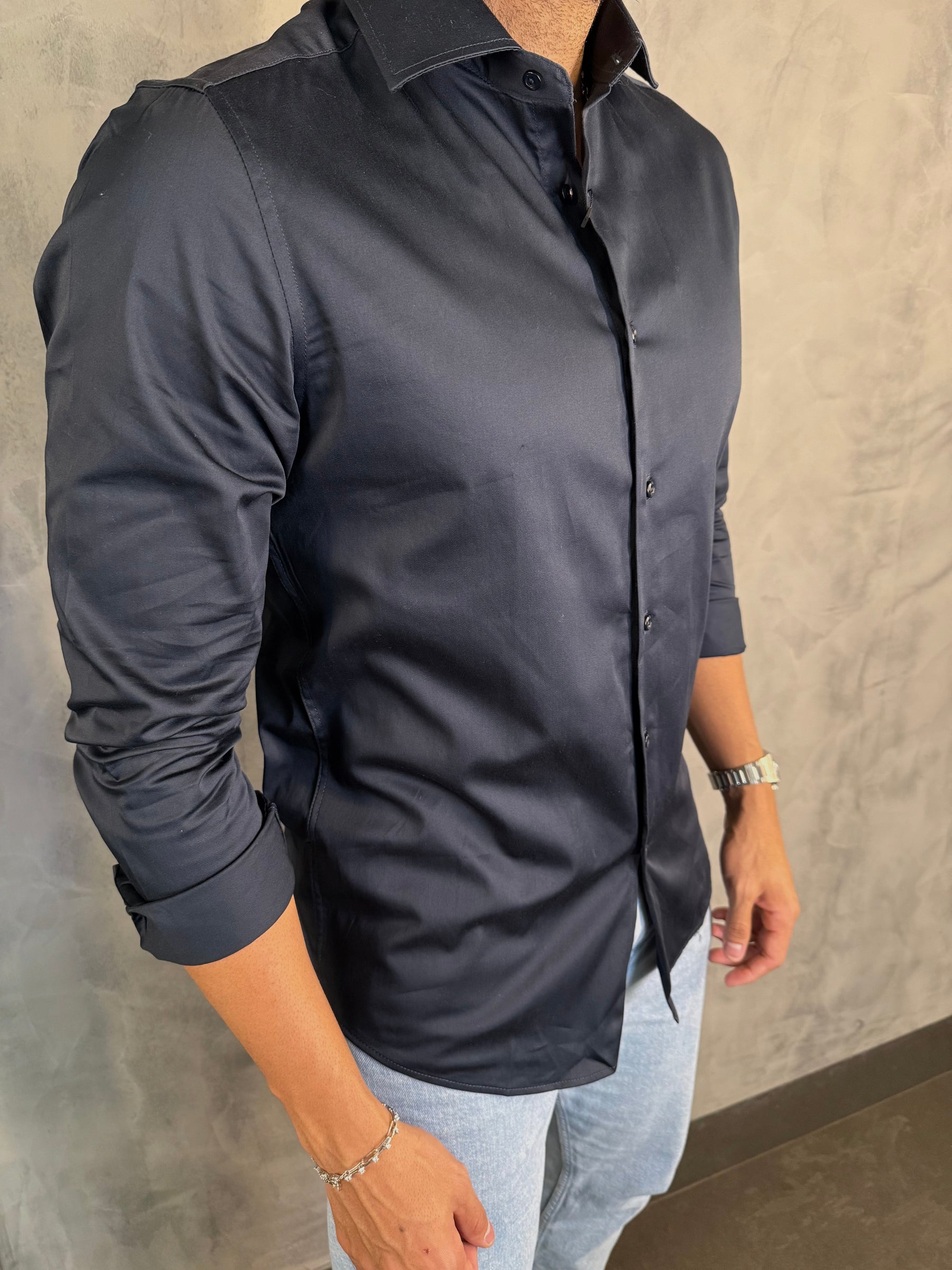 CAMISA M/L CETIM ELASTANO PONTO H MARINHO