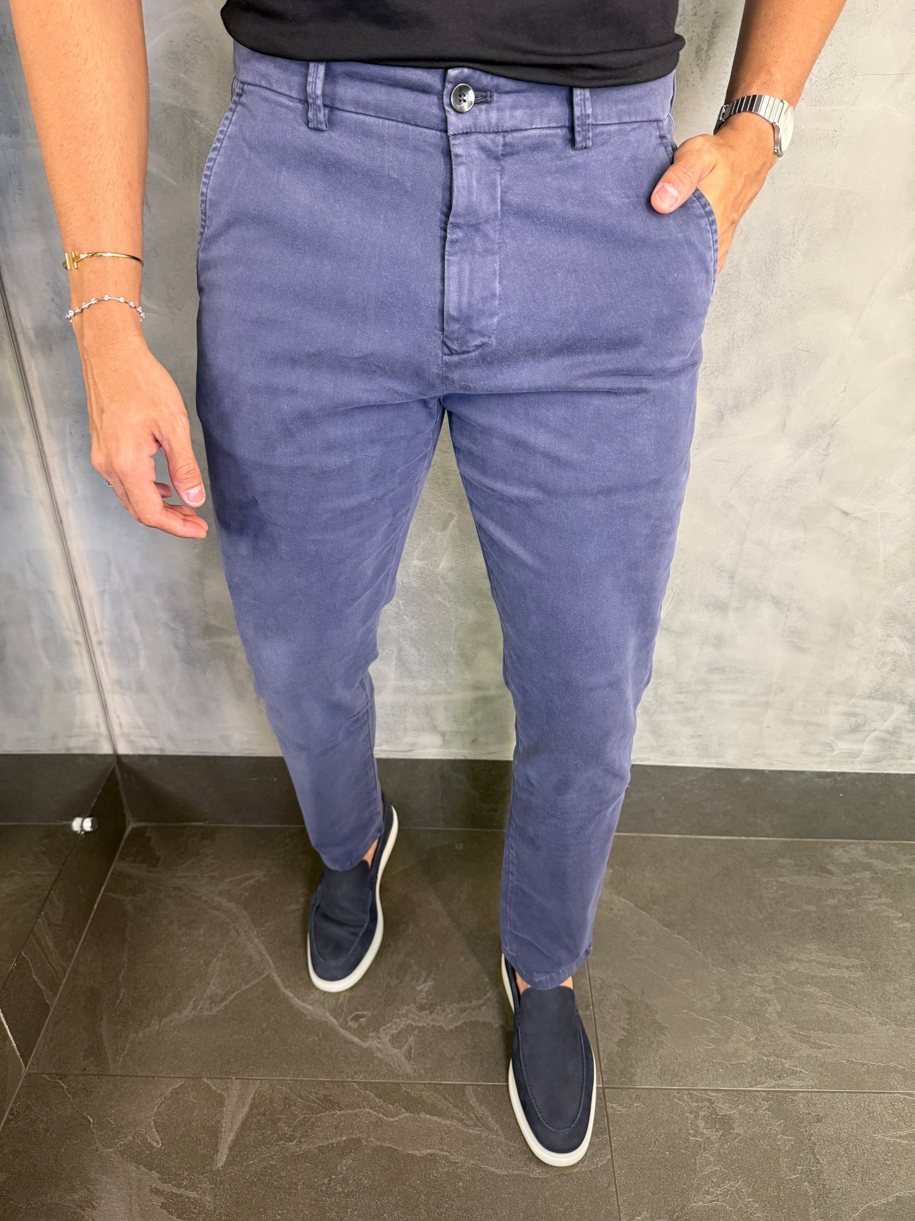 CALÇA ALF SARJA COMFORT SKINNY PONTO H MARINHO