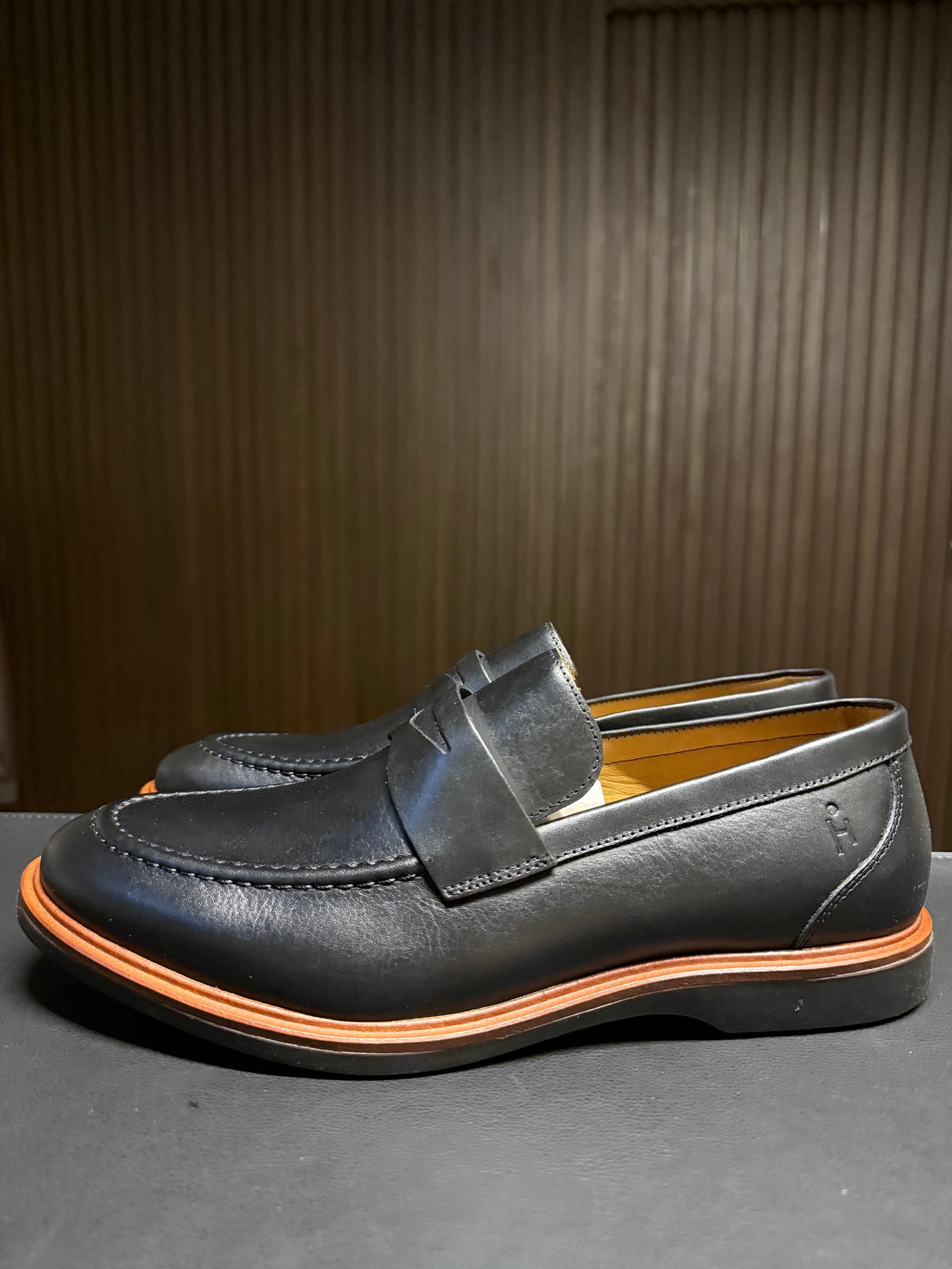 LOAFER PONTO H PRETO