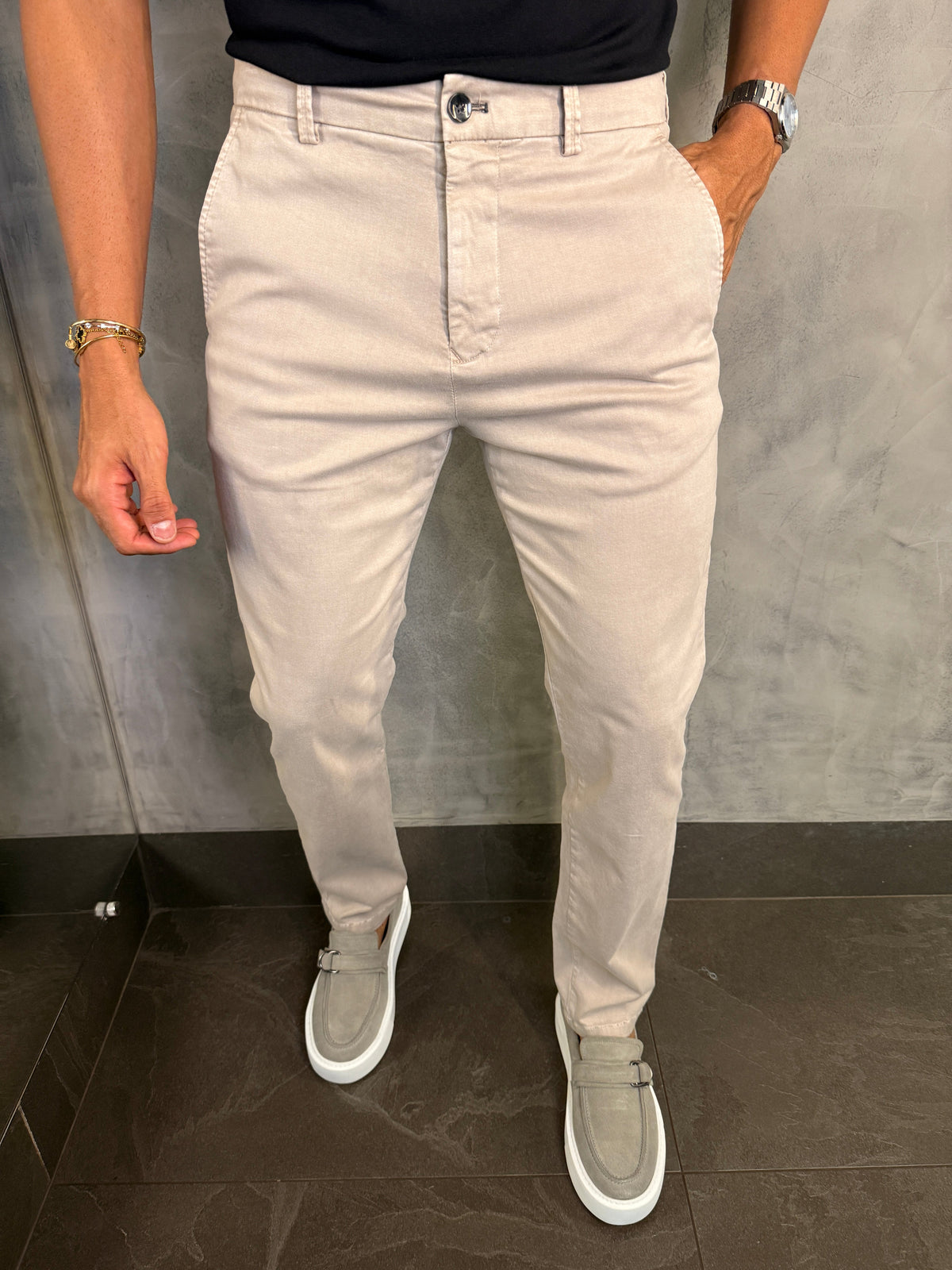 CALÇA ALF SARJA COMFORT SKINNY PONTO H KHAKI