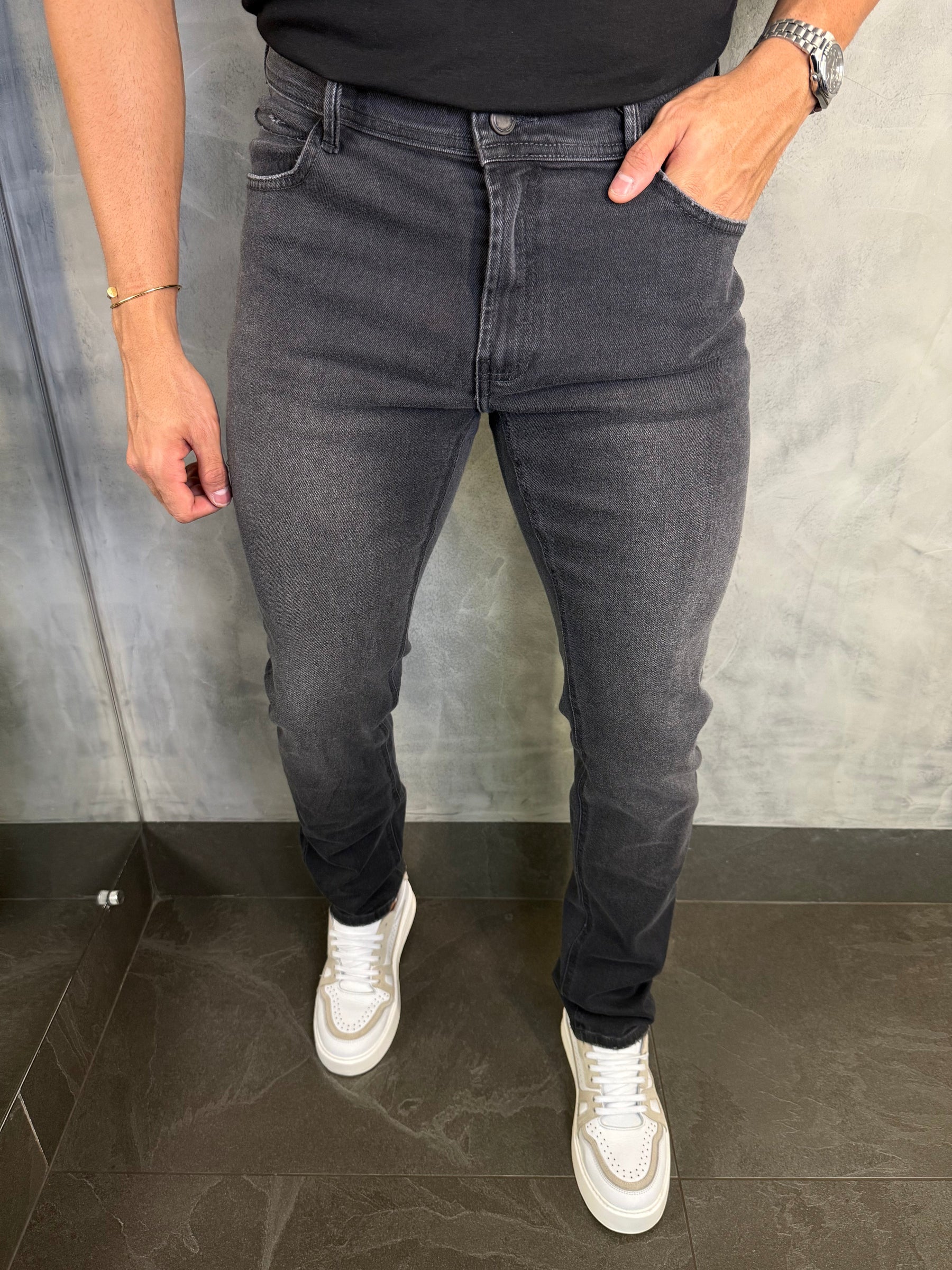 CALÇA JEANS SLIM NEO DLZ CARVÃO