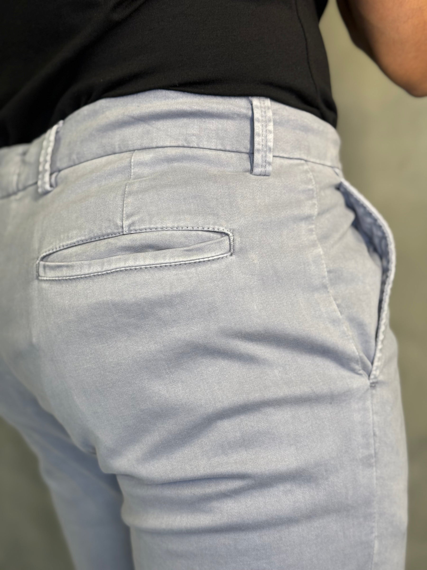 CALÇA ALF SARJA COMFORT SKINNY PONTO H NIMBUS