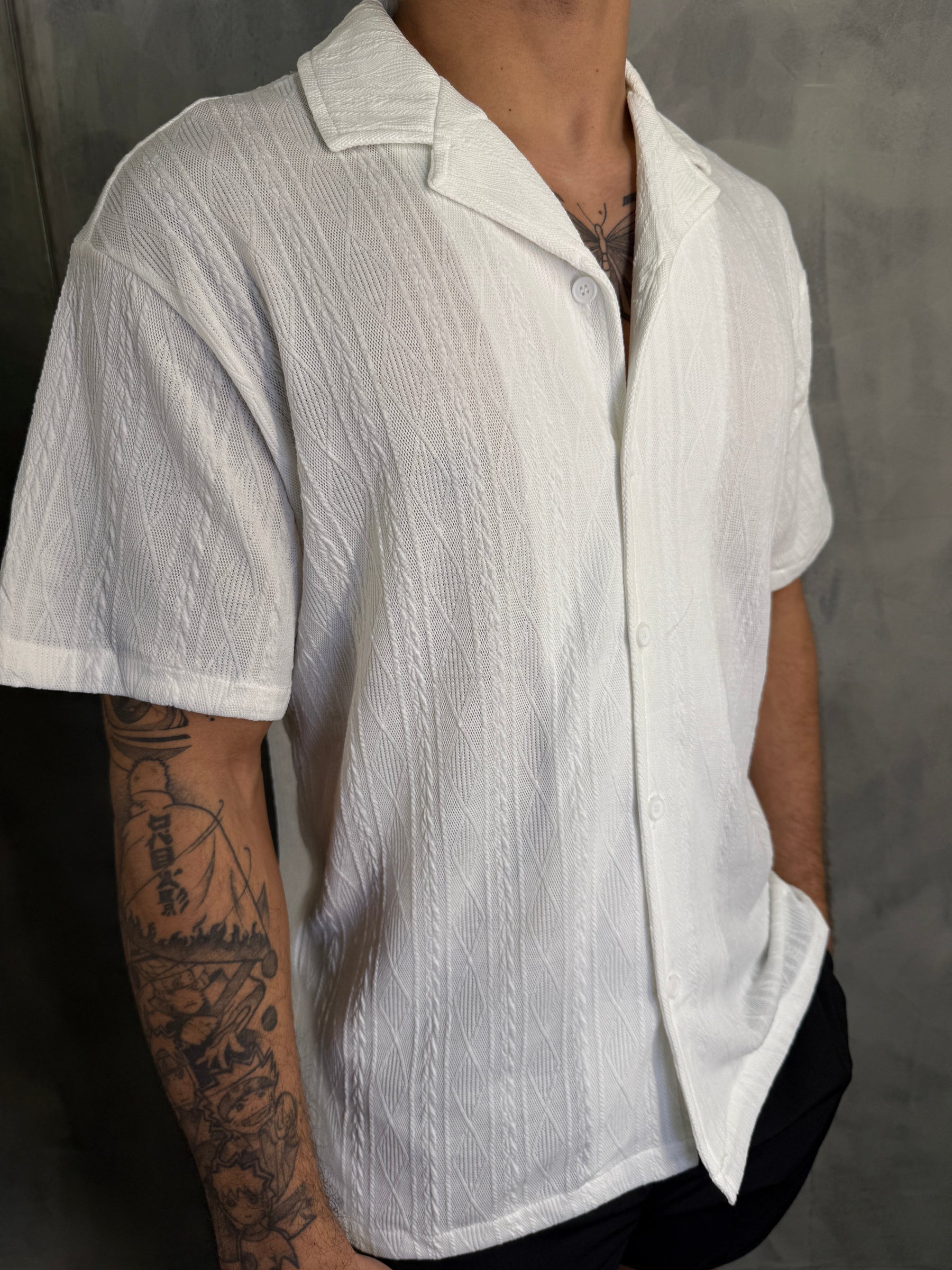 CAMISA M/C TRICOT TEXTURIZADA GOLA CUBANA PONTO H