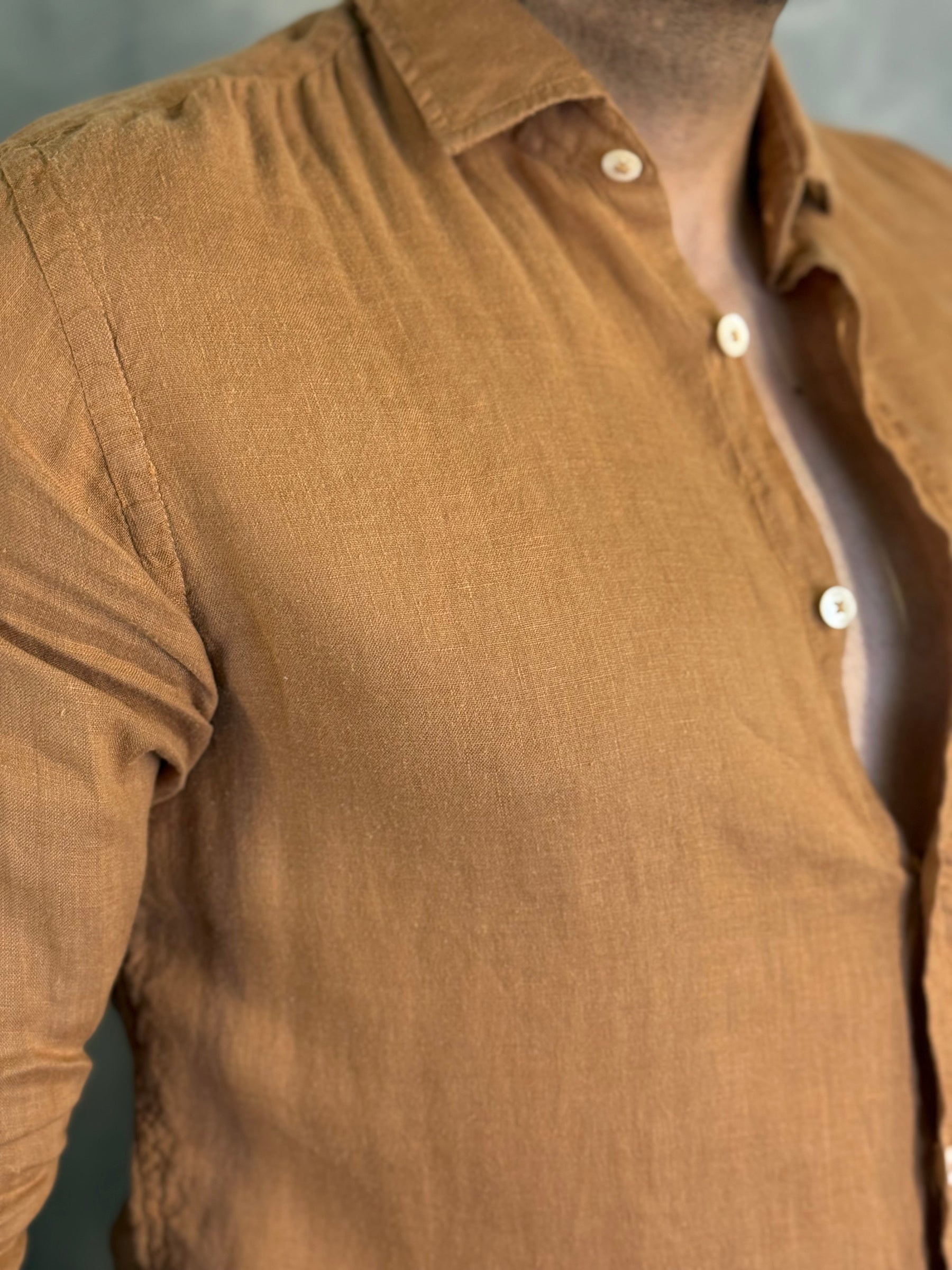 CAMISA M/L PURO LINHO PONTO H FERRUGEM