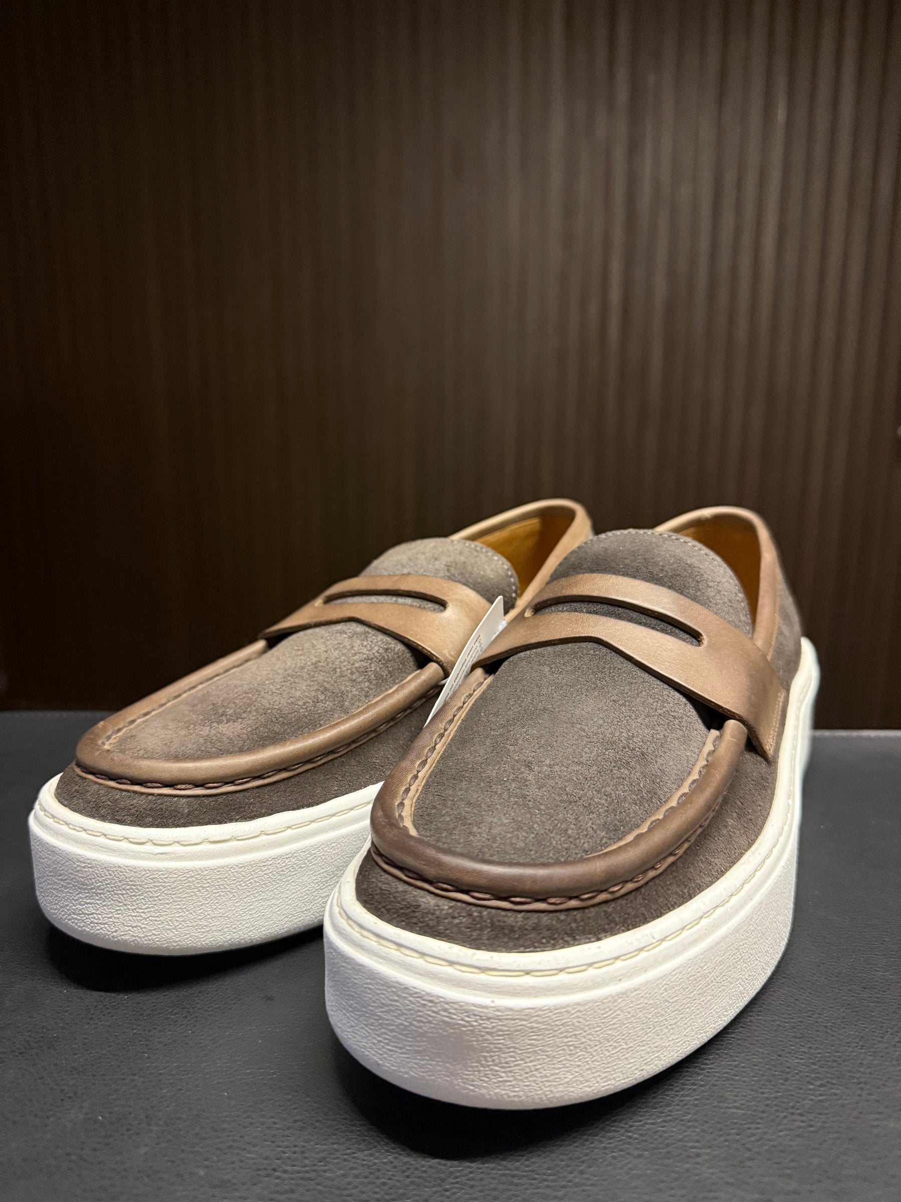 SLIP ON OSLO PONTO H TITÂNIO