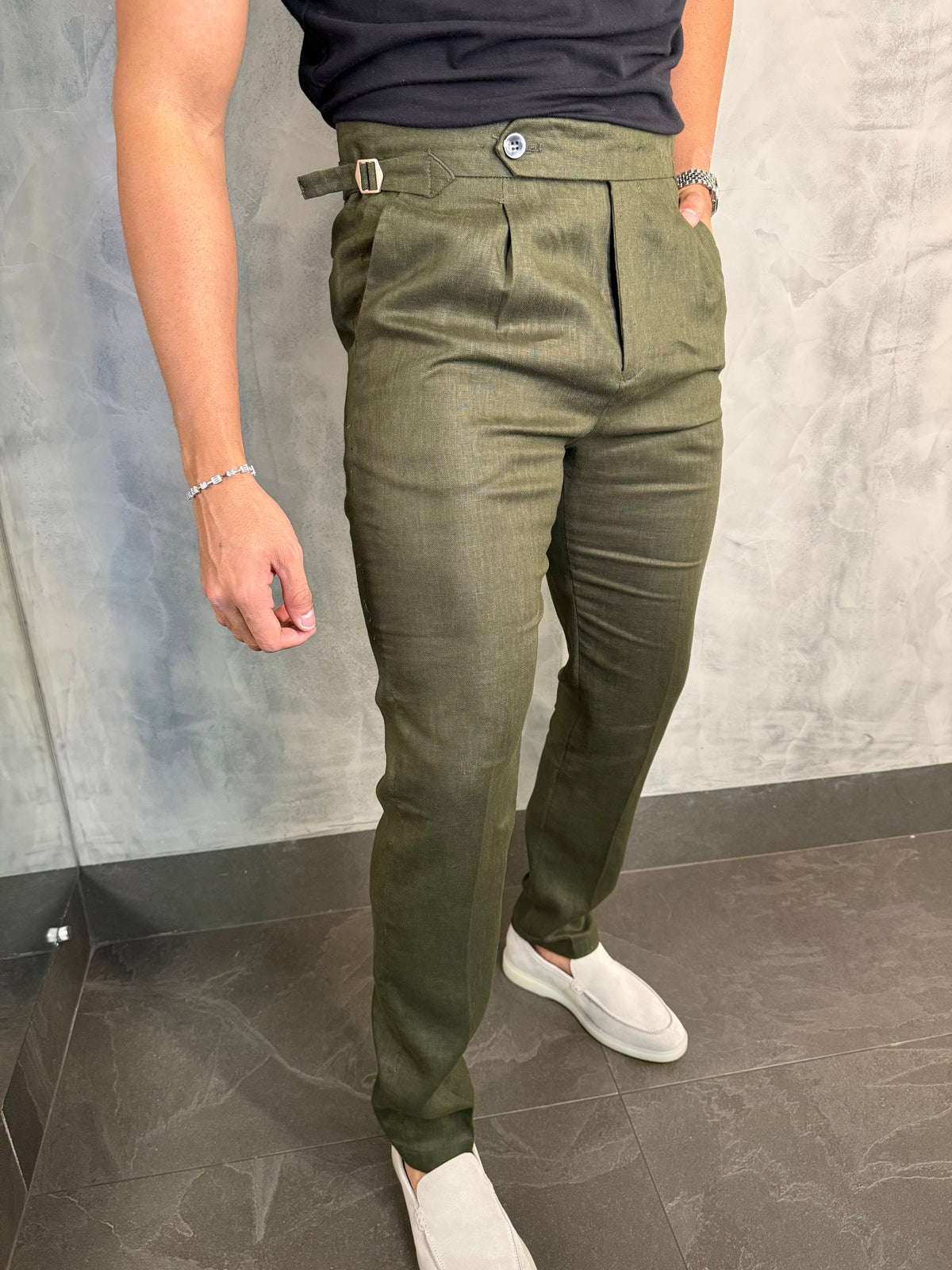 CALÇA ALF. GURKHA PURO LINHO PONTO H VERDE MILITAR