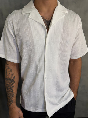 CAMISA M/C TRICOT TEXTURIZADA GOLA CUBANA PONTO H