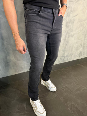 CALÇA JEANS SLIM NEO DLZ CARVÃO