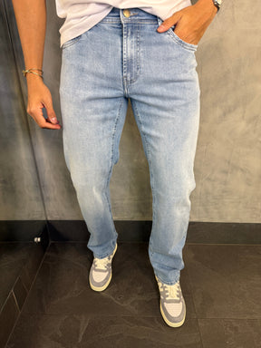 CALÇA JEANS REGULAR DLZ JEANS CLARO