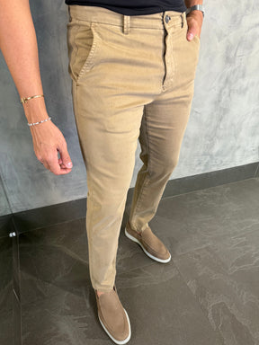 CALÇA ALF SARJA COMFORT SKINNY PONTO H OCRE
