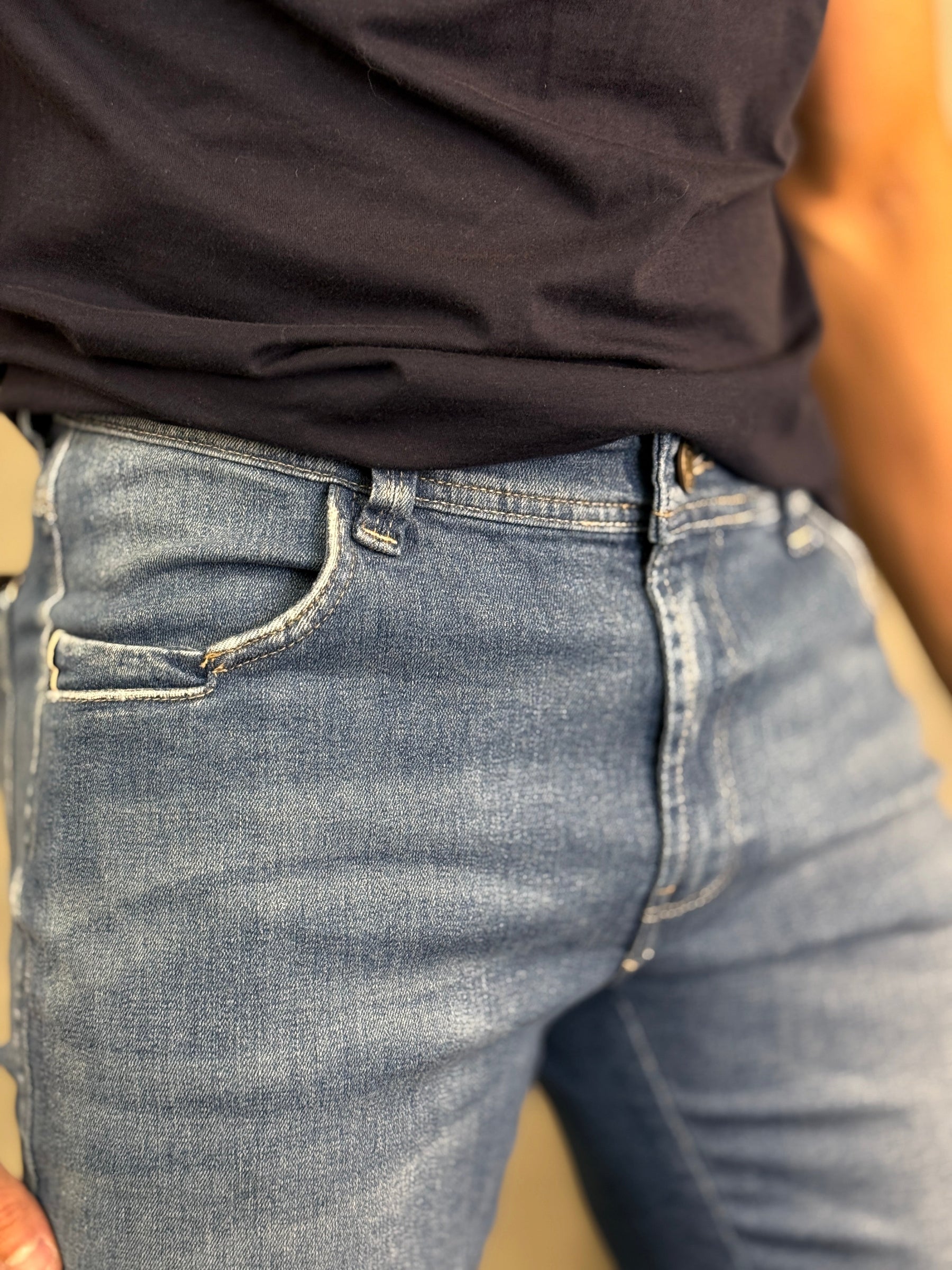 CALÇA JEANS SKINNY SW DLZ JEANS MÉDIO