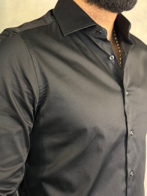 CAMISA M/L CETIM ELASTANO PONTO H PRETO