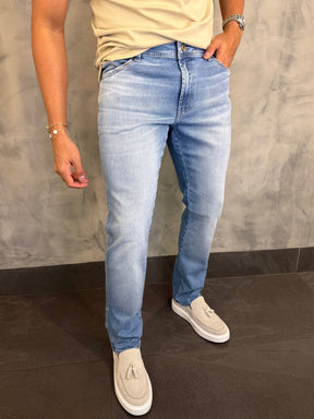 CALÇA JEANS SLIM SELECT DLZ JEANS CLARO