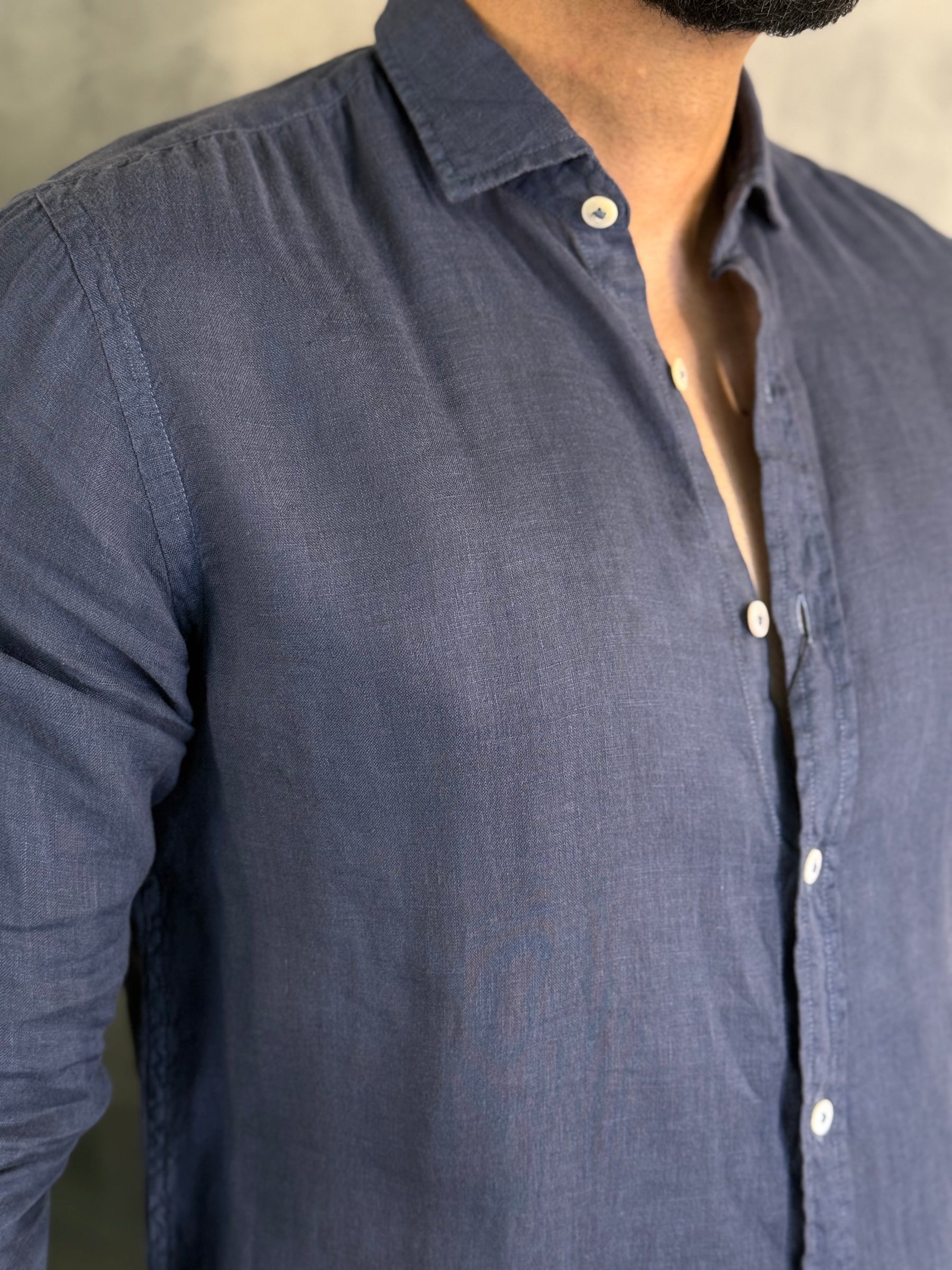 CAMISA M/L PURO LINHO PONTO H AZUL ESCURO