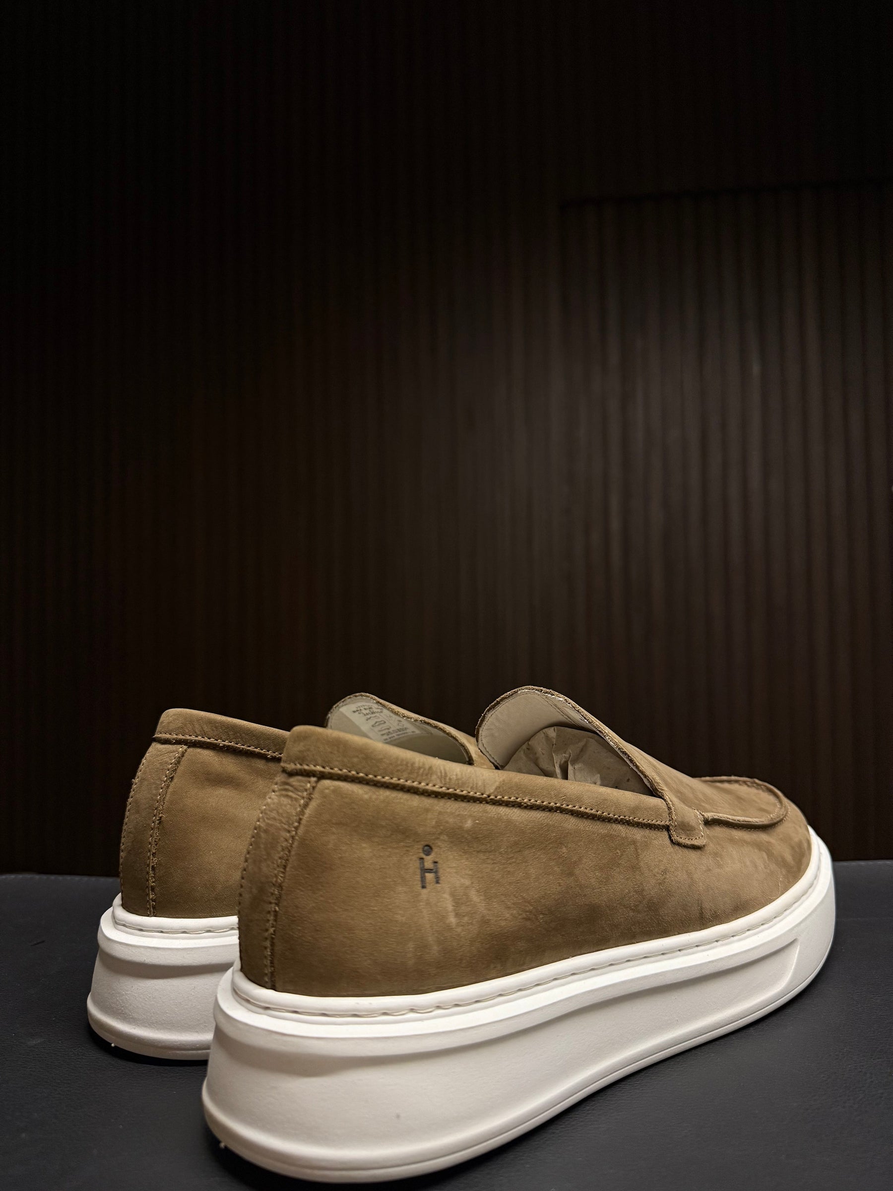 SLIP ON NAVAGIO PONTO H RATO